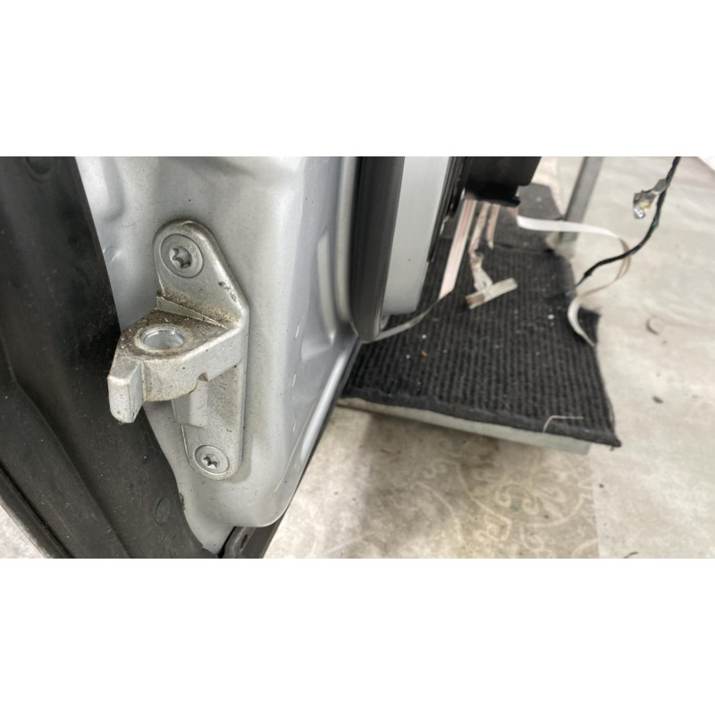 Porte avant droit MERCEDES CLASSE R 251 Photo n°5