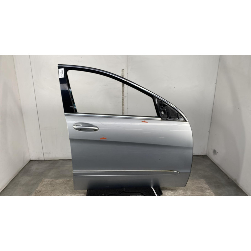 Porte avant droit MERCEDES CLASSE R 251 Photo n°8