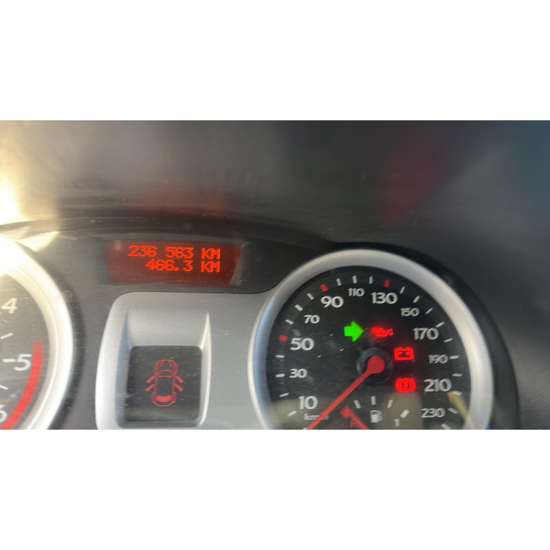 Calculateur moteur RENAULT CLIO 3 Photo n°7
