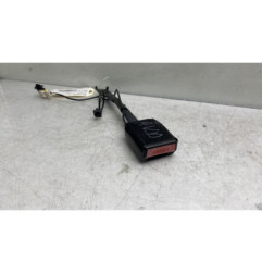 Attache ceinture avant droit PEUGEOT 308 1