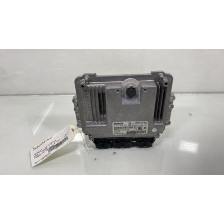 Calculateur moteur PEUGEOT 308 1
