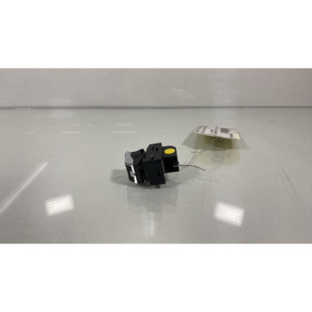 Interrupteur de leve vitre arriere gauche AUDI A3 3