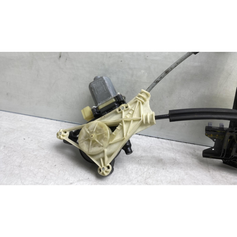 Leve vitre electrique avant gauche AUDI A3 3 Photo n°5