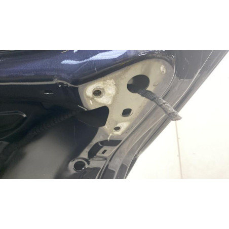 Malle/Hayon arriere VOLKSWAGEN PASSAT 5 Photo n°1