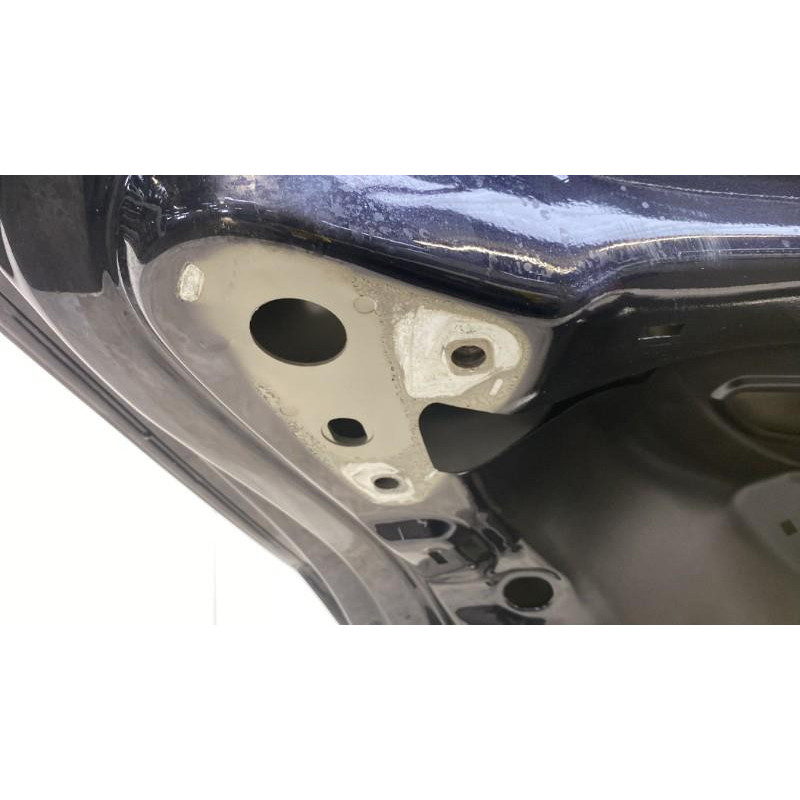 Malle/Hayon arriere VOLKSWAGEN PASSAT 5 Photo n°8