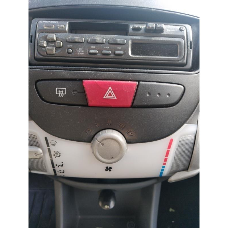Pompe lave glace avant CITROEN C1 1 Photo n°11