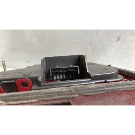 Feu arriere principal droit (feux) FORD MONDEO 1