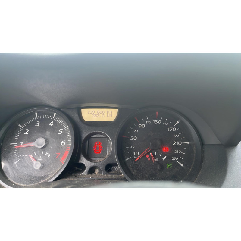 Capot RENAULT MEGANE 2 Photo n°12
