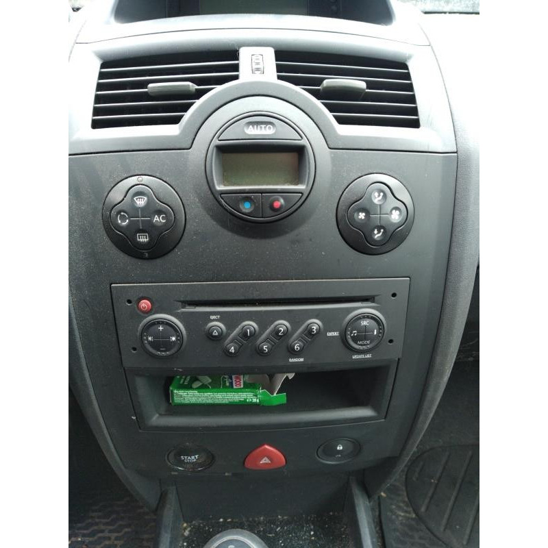 Capot RENAULT MEGANE 2 Photo n°14