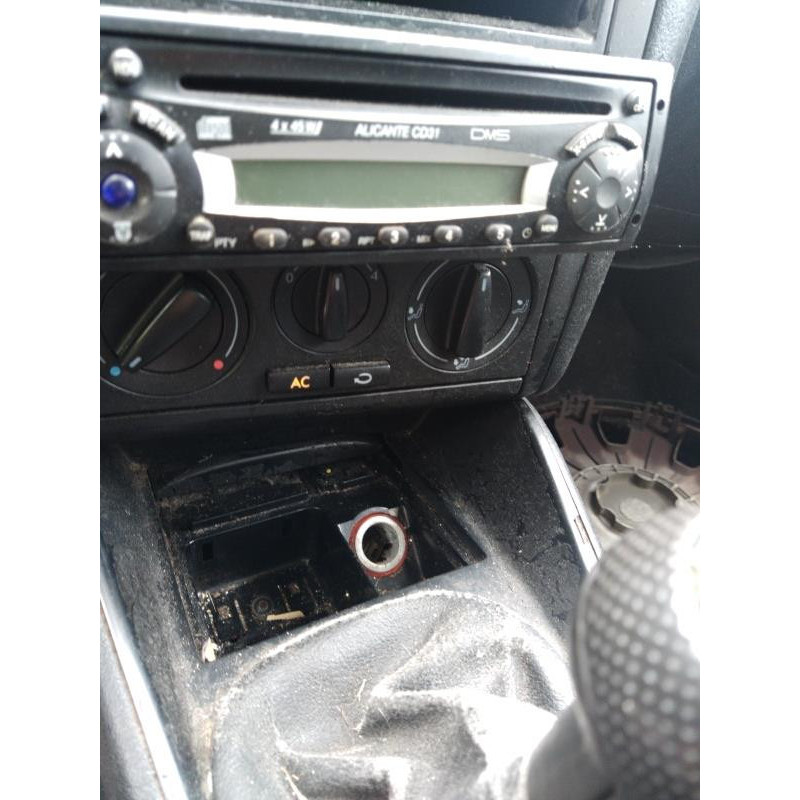Poignee interieur avant droit VOLKSWAGEN GOLF 4 Photo n°14
