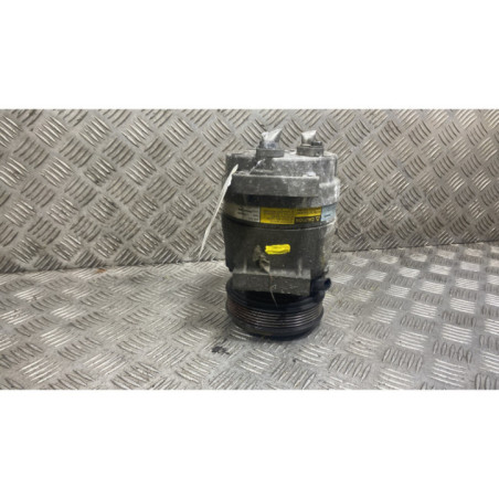 Compresseur clim RENAULT SCENIC 1 Photo n°1