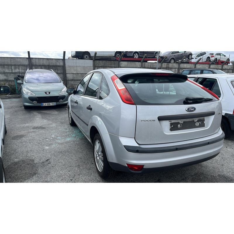 Calandre FORD FOCUS 2 Photo n°10