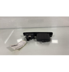 Interrupteur de leve vitre arriere droit NISSAN QASHQAI 1