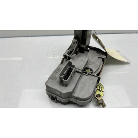 Serrure avant droit PEUGEOT 307