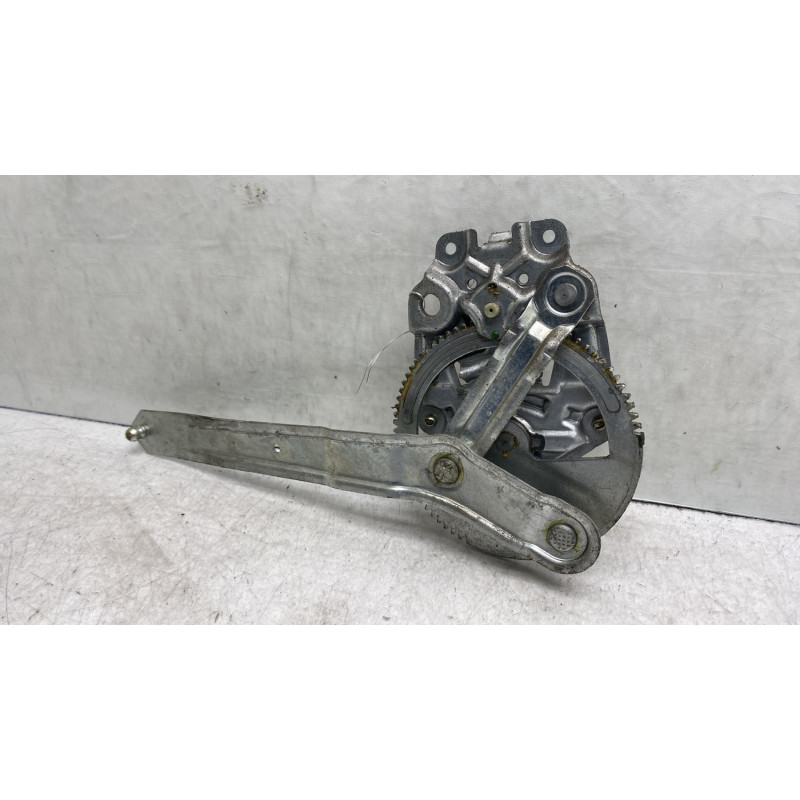 Leve vitre mecanique arriere droit BMW SERIE 3 E36 Photo n°3
