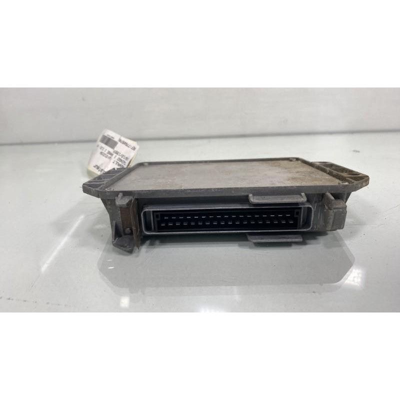 Calculateur moteur RENAULT TWINGO 1 Photo n°1