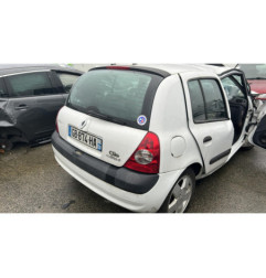 Pare boue arriere gauche RENAULT CLIO 2