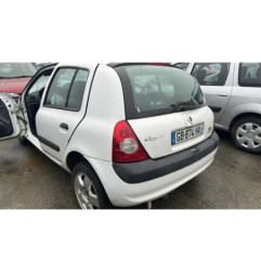 Pare boue arriere gauche RENAULT CLIO 2