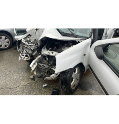 Pare boue arriere gauche RENAULT CLIO 2
