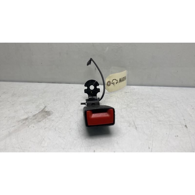 Attache ceinture arriere gauche AUDI A1 1 Photo n°3