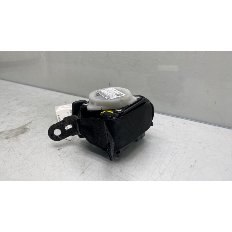 Ceinture arriere gauche AUDI A1 1 Photo n°3