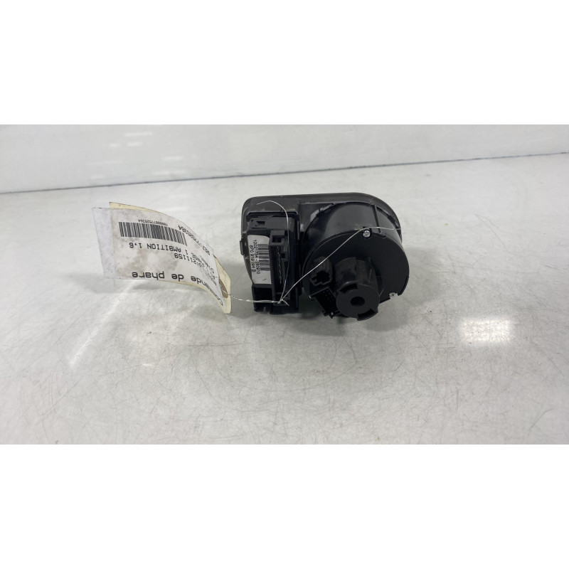 Commande de phare AUDI A1 1 Photo n°3