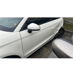 Eclairage de plaque AUDI A1 1