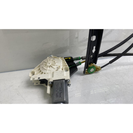 Leve vitre electrique avant droit AUDI A1 1