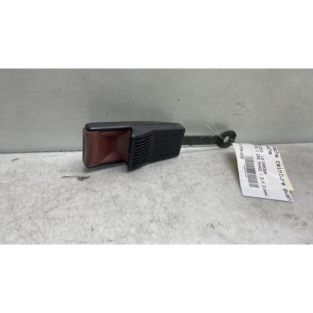 Attache ceinture avant gauche MERCEDES CLASSE C 202 Photo n°1