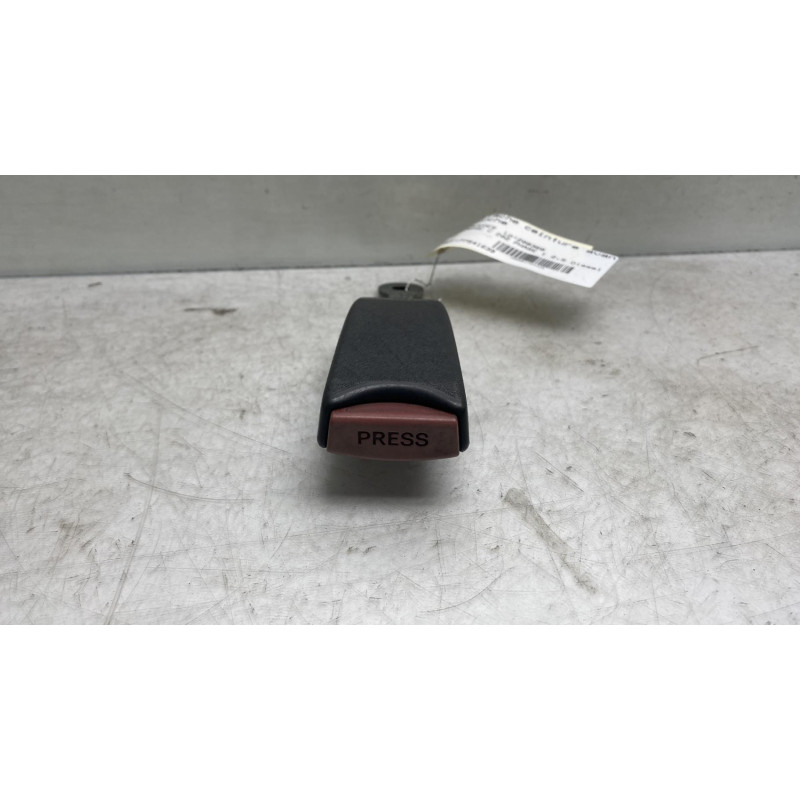 Attache ceinture avant gauche MERCEDES CLASSE C 202 Photo n°4