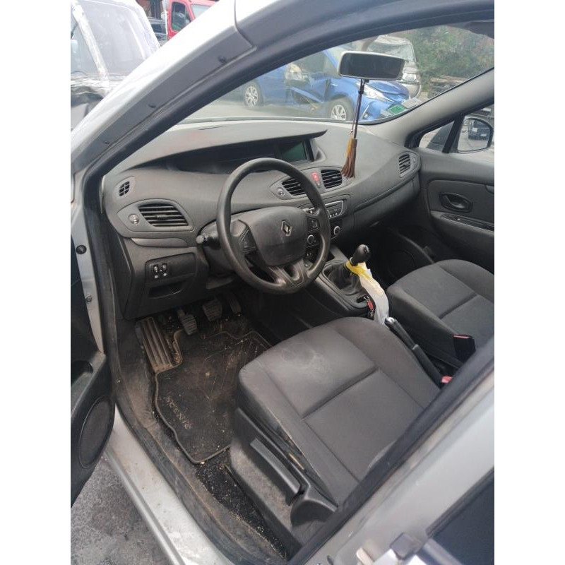 Capot RENAULT SCENIC 3 Photo n°12