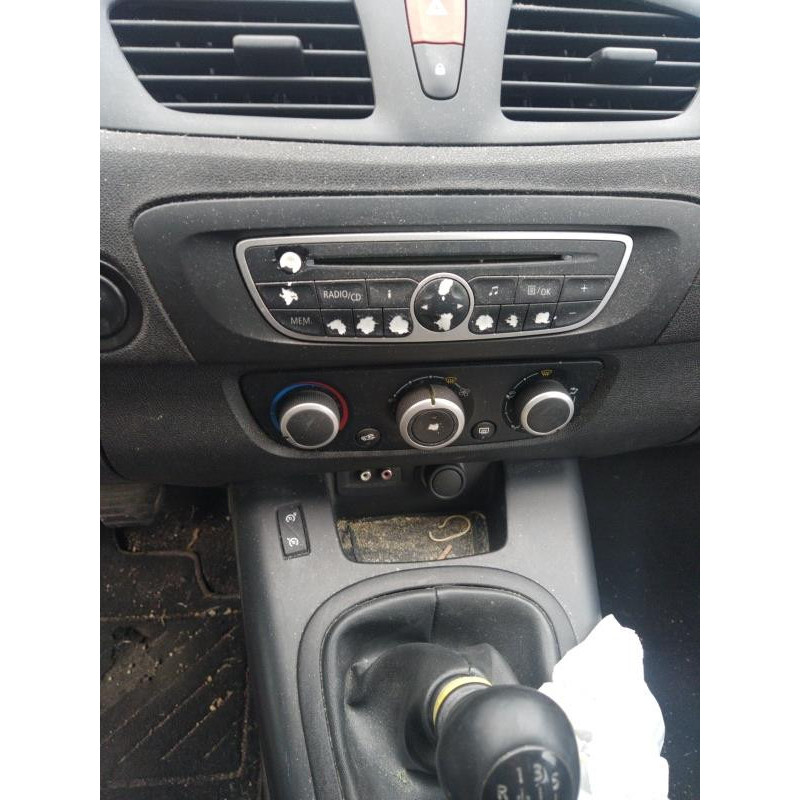 Capot RENAULT SCENIC 3 Photo n°16