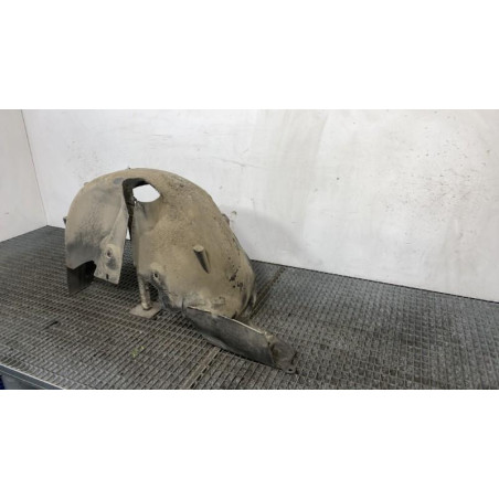 Pare boue arriere droit RENAULT CLIO 3