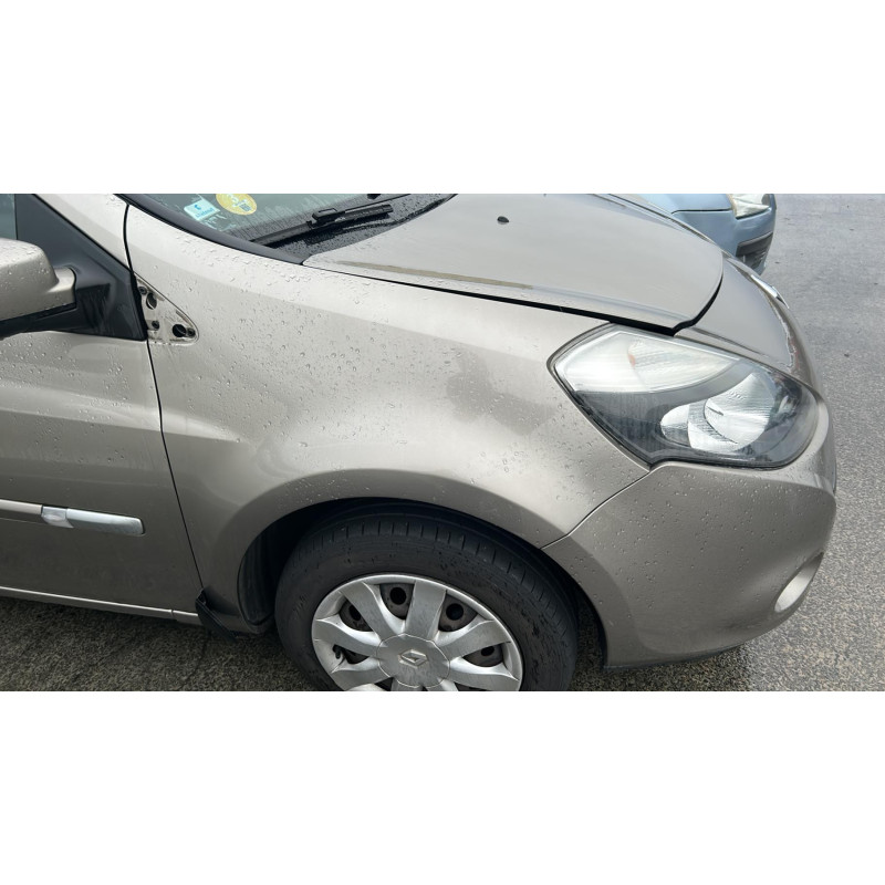 Pare boue arriere droit RENAULT CLIO 3 Photo n°15