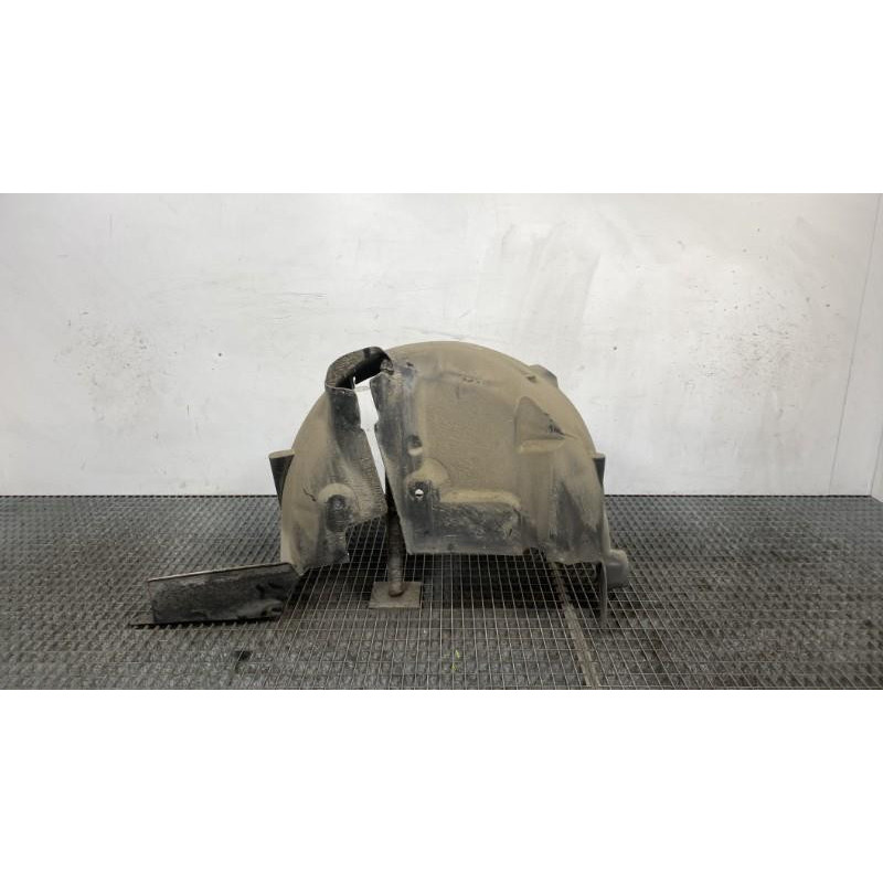 Pare boue arriere gauche RENAULT CLIO 3 Photo n°1