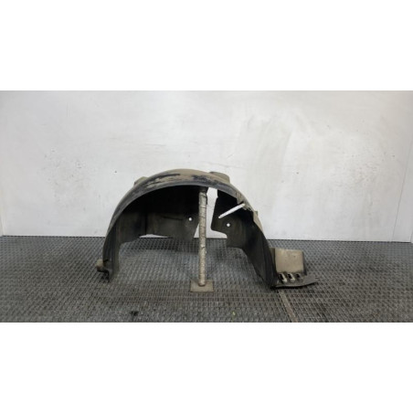 Pare boue arriere gauche RENAULT CLIO 3