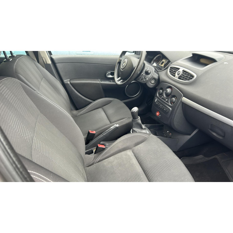 Pare boue arriere gauche RENAULT CLIO 3 Photo n°5