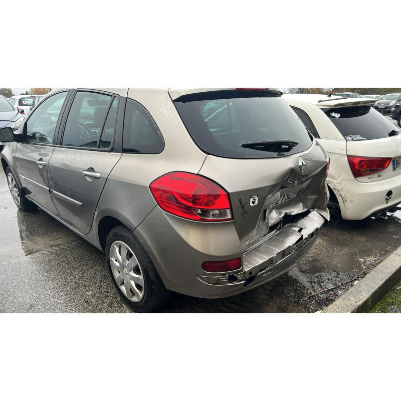 Pare boue arriere gauche RENAULT CLIO 3 Photo n°12