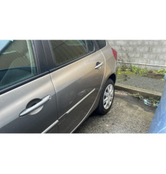 Pare boue arriere gauche RENAULT CLIO 3