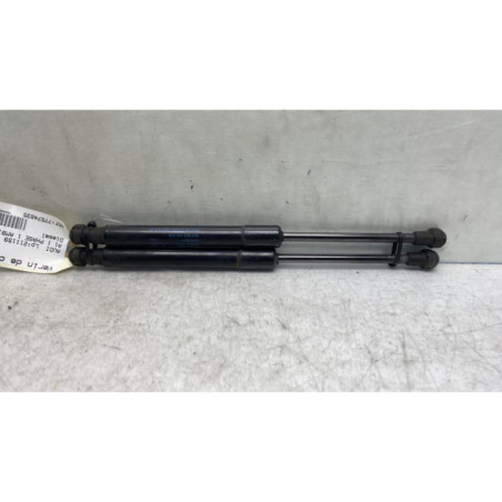 Verin de capot AUDI A1 1