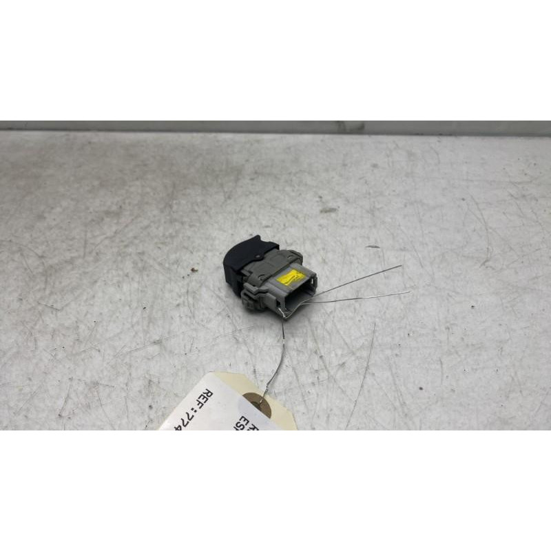 Interrupteur de leve vitre avant droit RENAULT ESPACE 4 Photo n°3