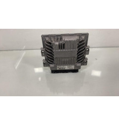 Calculateur moteur RENAULT CLIO 3