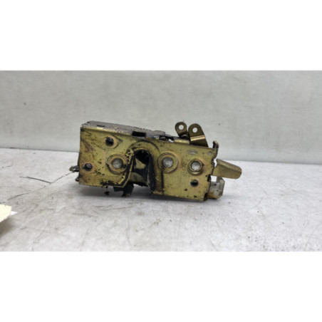 Serrure avant gauche MERCEDES VITO 638