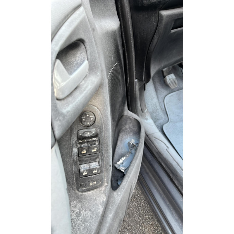 Amortisseur avant droit CITROEN C3 2 Photo n°4