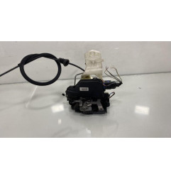 Serrure avant droit VOLKSWAGEN POLO 4