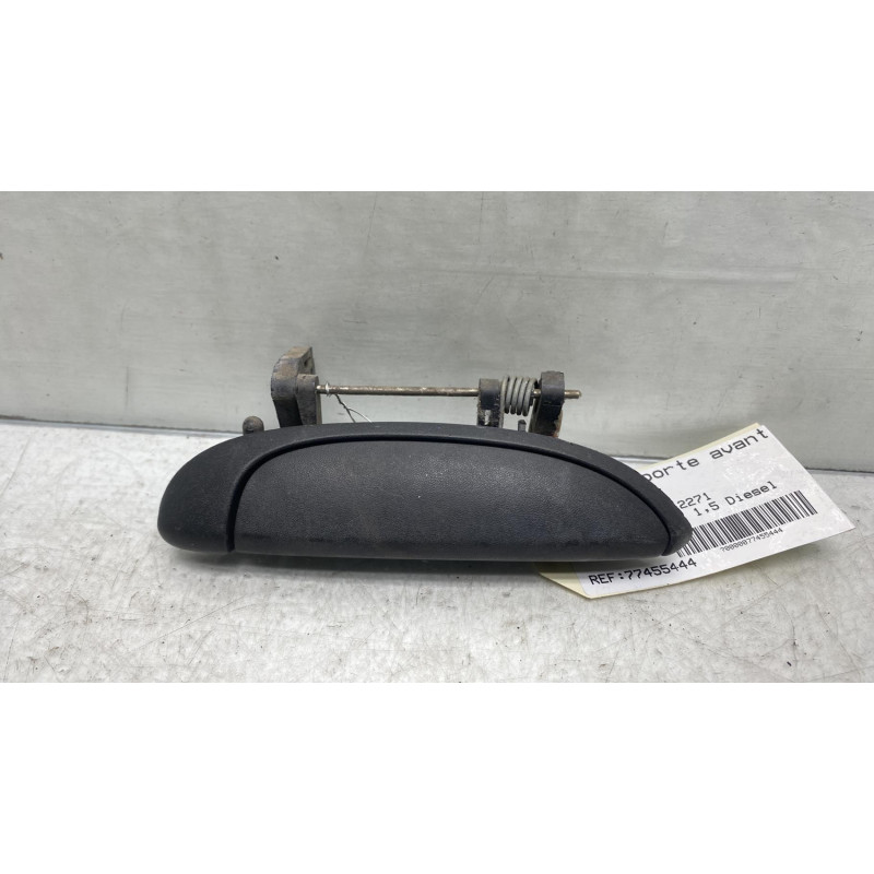 Poignee porte avant droit RENAULT CLIO 2 Photo n°1