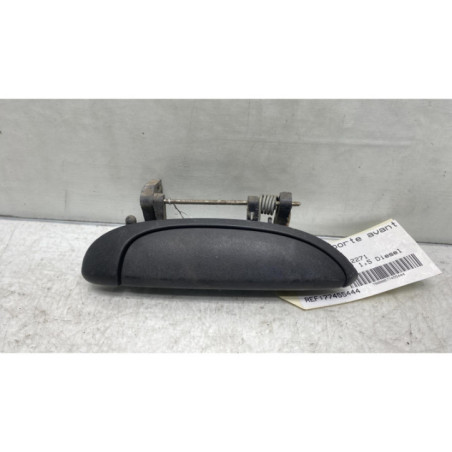 Poignee porte avant droit RENAULT CLIO 2 Photo n°1