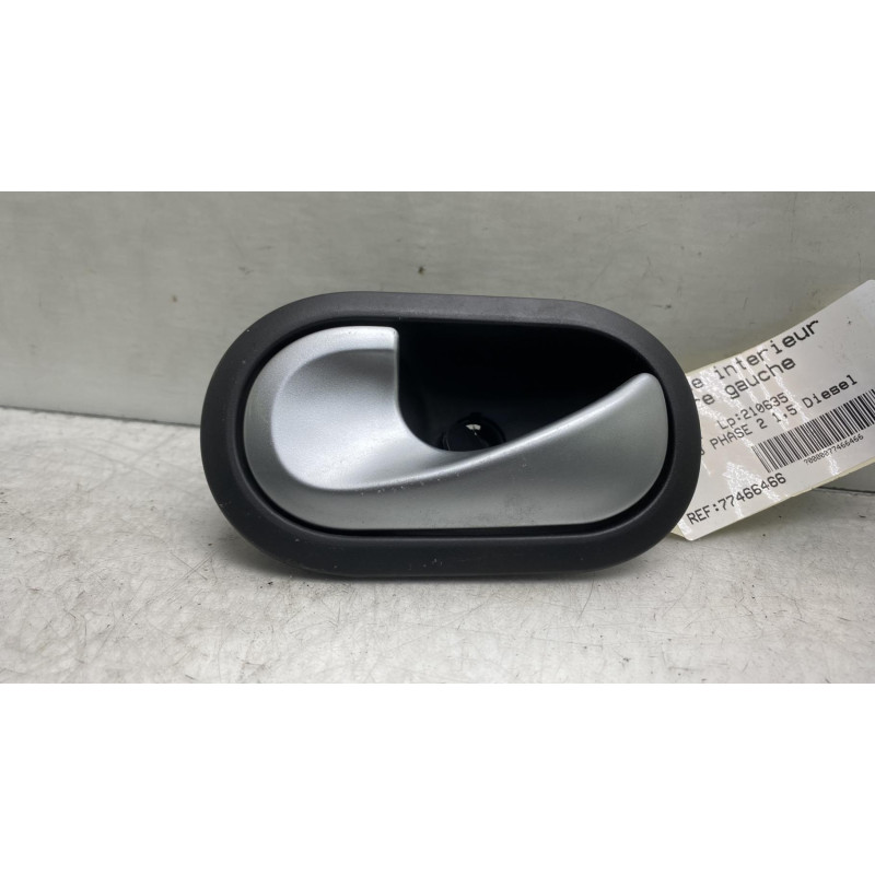 Poignee interieur arriere gauche RENAULT CLIO 3 Photo n°1