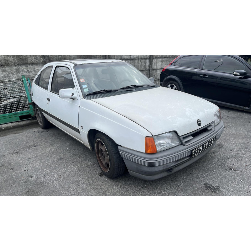 Aile avant droit OPEL KADETT E Photo n°7