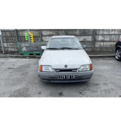 Pare choc avant OPEL KADETT E